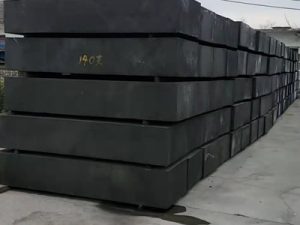 中粗颗粒石墨方料